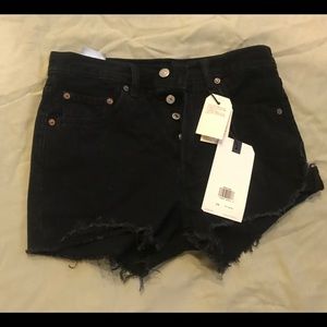 Levi 501 Cut Off Jeans